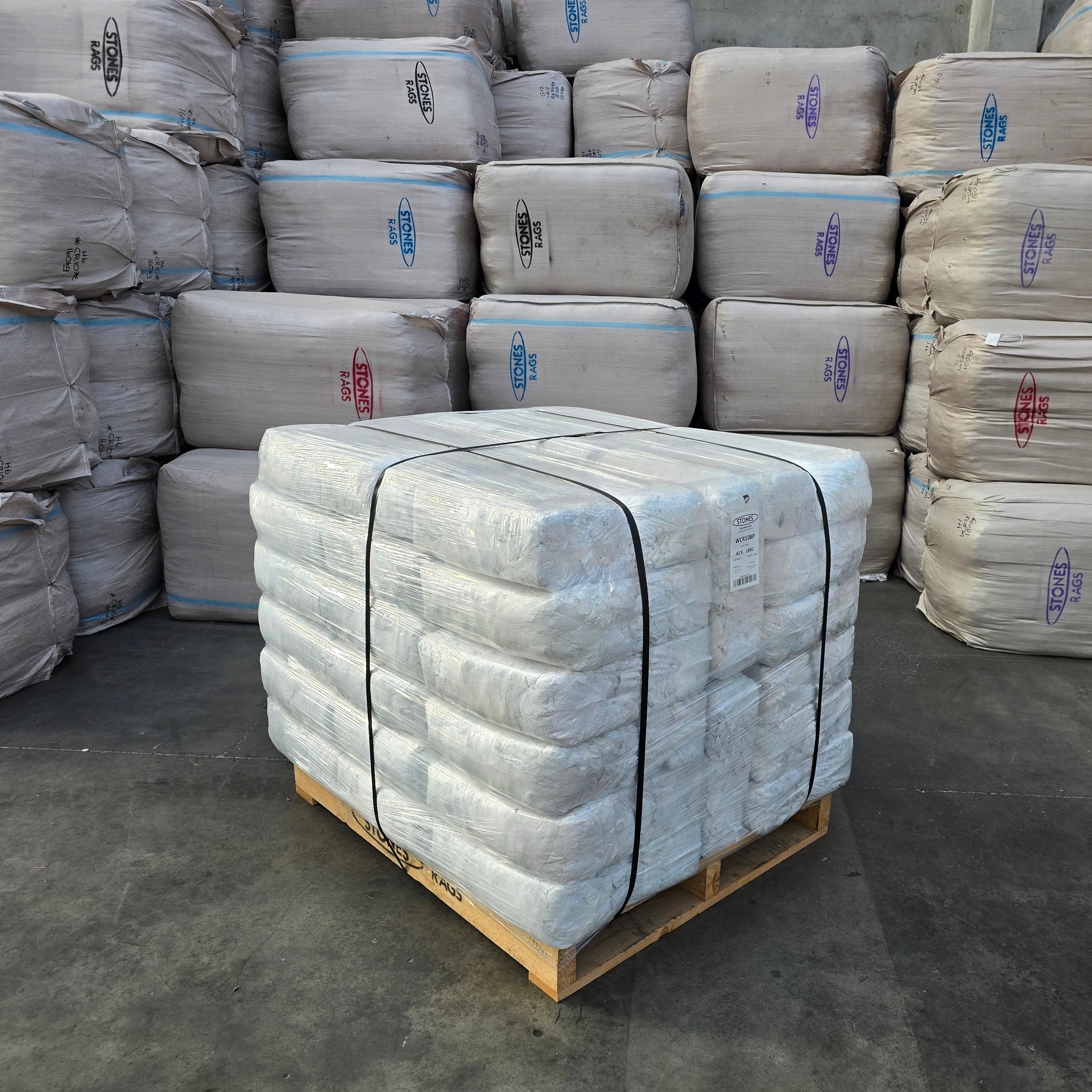 White T-Shirt 10kg Bag - Pallet of 42 Bags